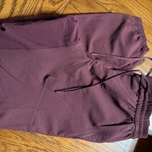 Lululemon License to train Joggers-Large